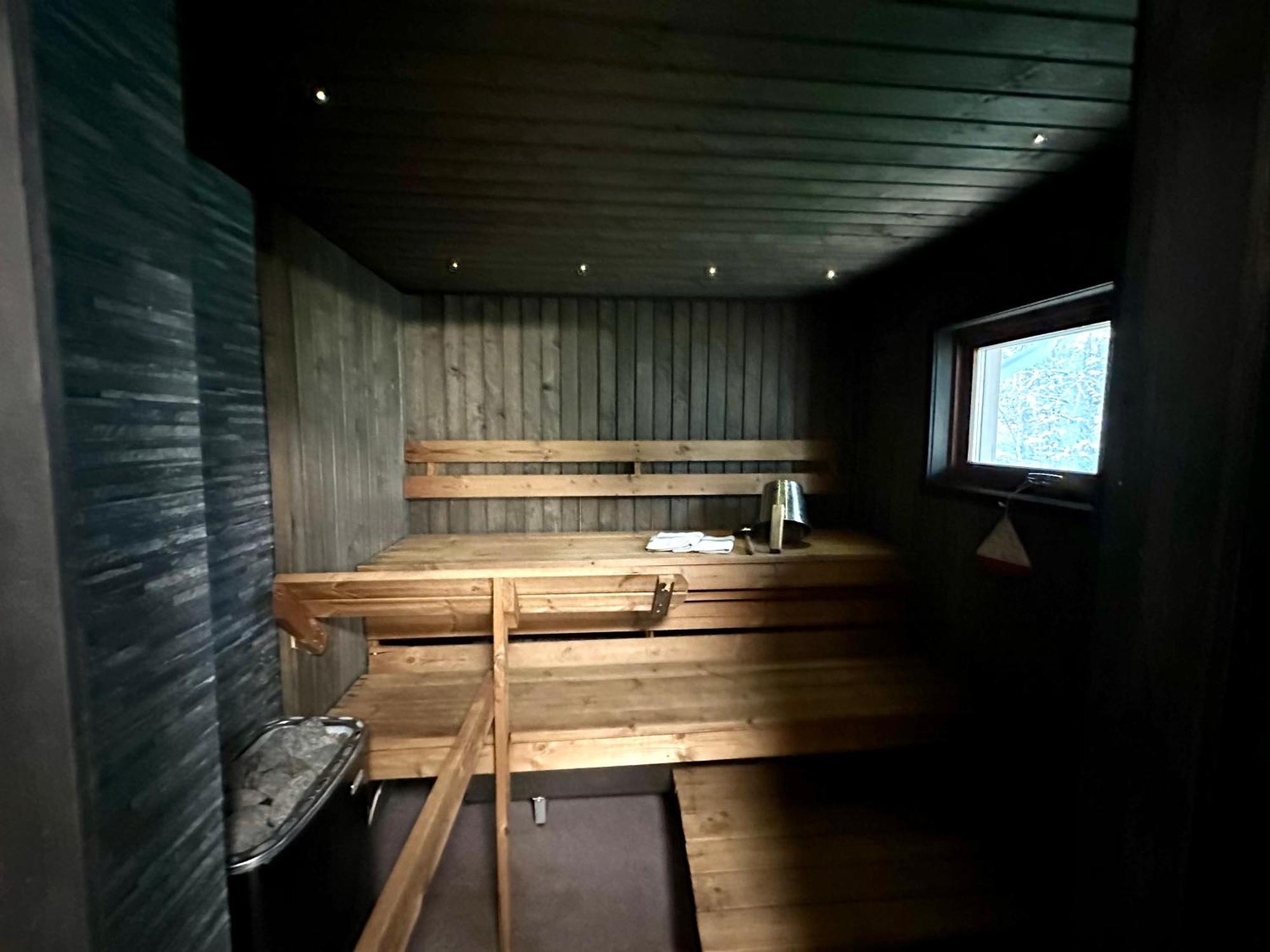 Hillside Cottage イバロ エクステリア 写真